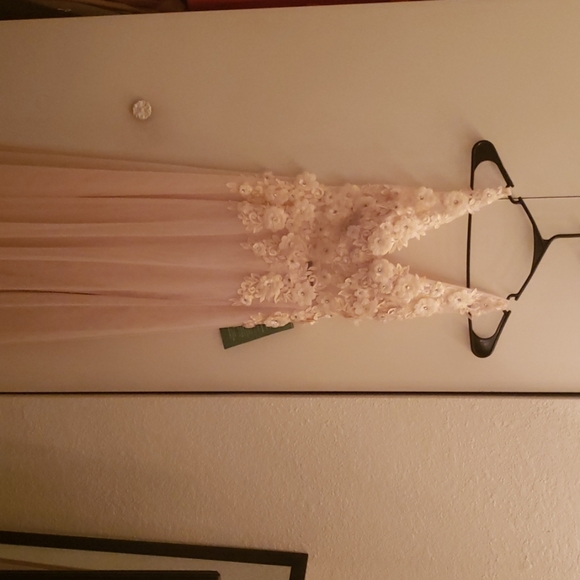 Dresses & Skirts - Long Dress